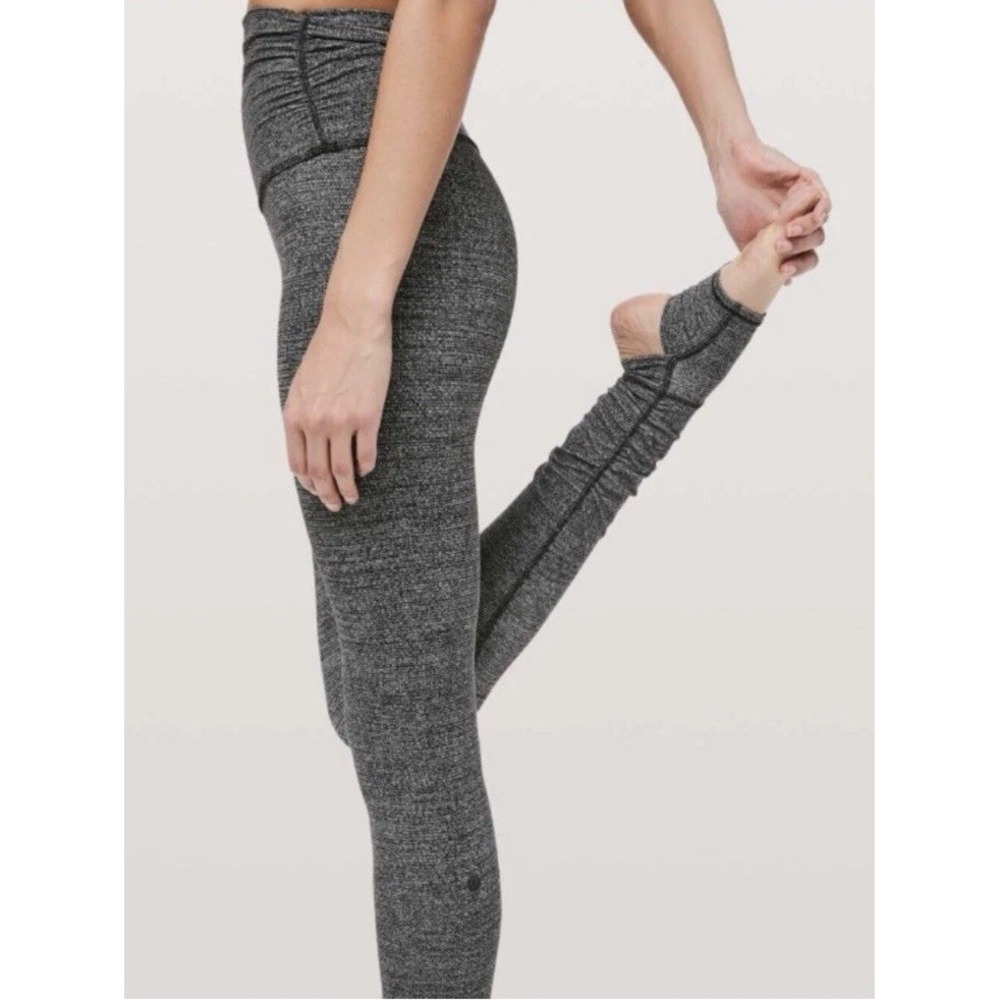 Lululemon Still Mind Nulu Tights Size 6 Small Medium Ice Grey Black Pilates Yoga